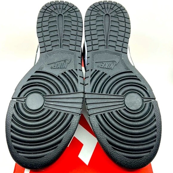 🐼🔥 Nike Dunk Low Panda W/B size 9M/10.5W 🐼🔥 - Picture 6 of 6